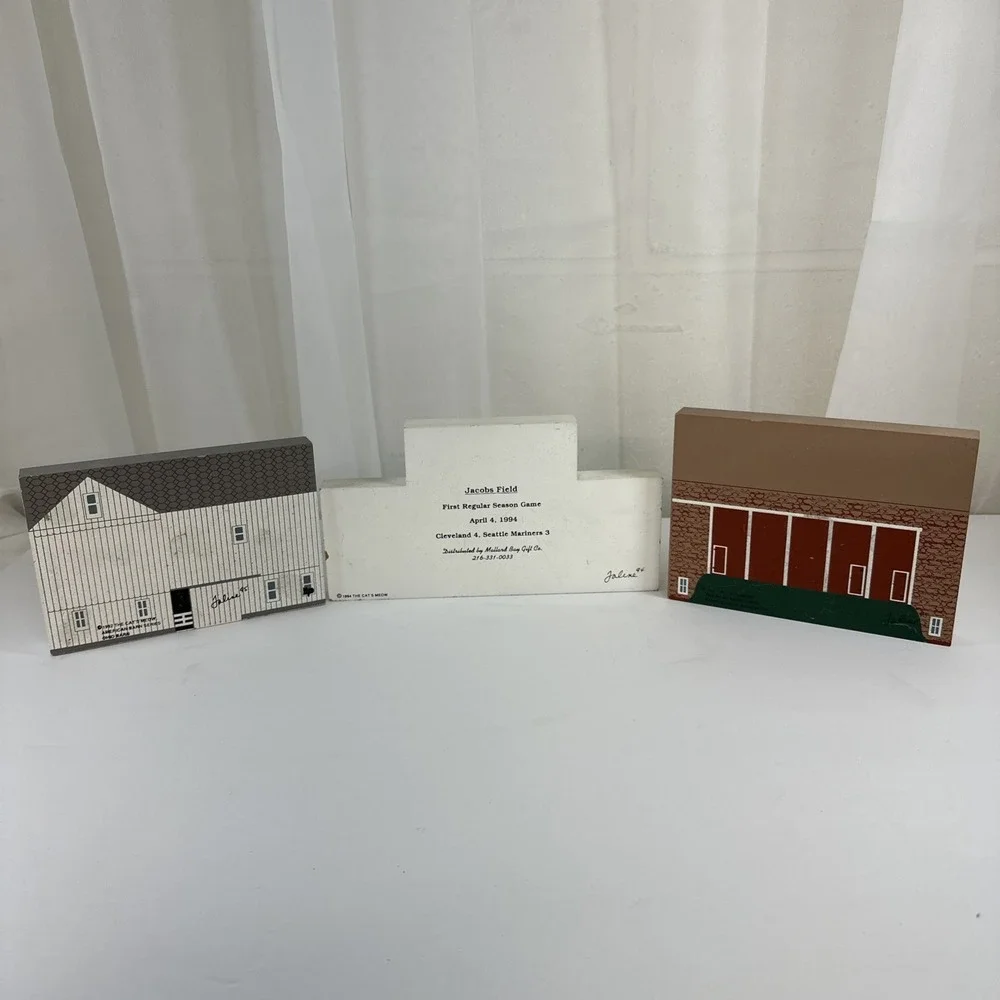 The Cat's Meow Lot Of 3 Pennsylvania Bank Jacob's Field Ohio Bank Vintage
